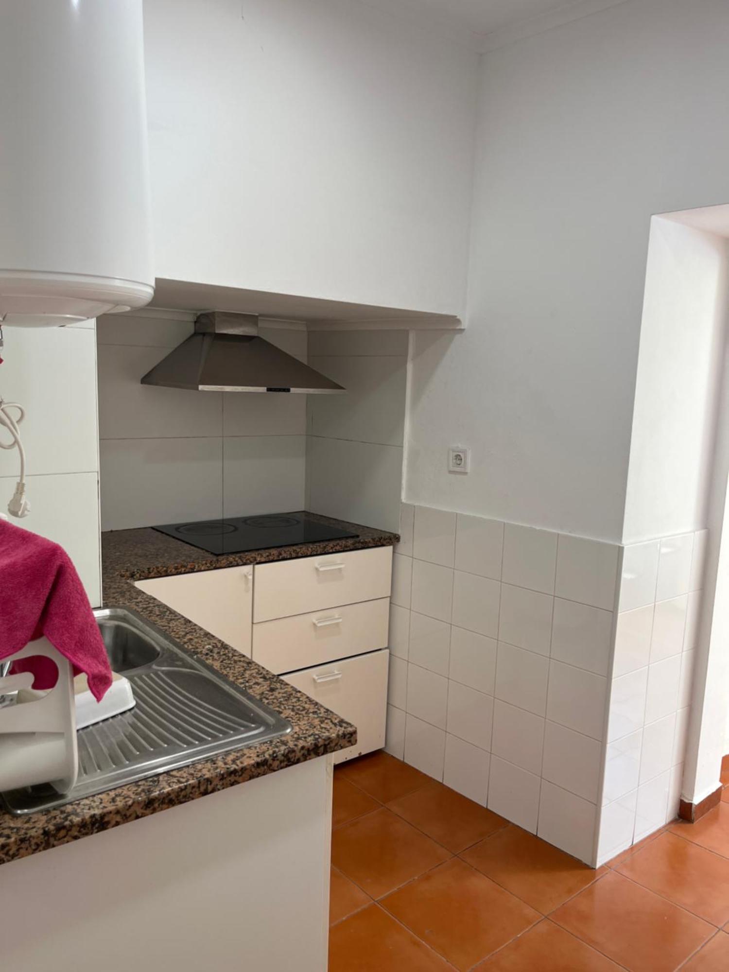 T2 2 Bedroom Flat In Arroios Lisbon Luaran gambar
